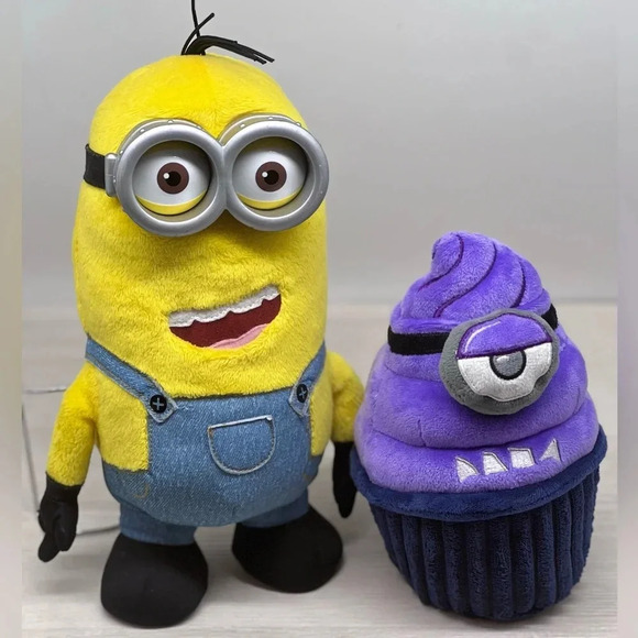 DESPICABLE ME Minions Kevin Toothy Grin Goggles + Evil Cupcake Plush - Picture 1 of 7